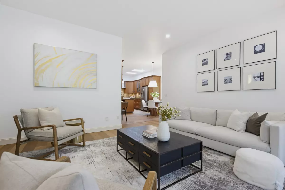 Family Room Photo of 21657 92b Avenue, Langley, BC