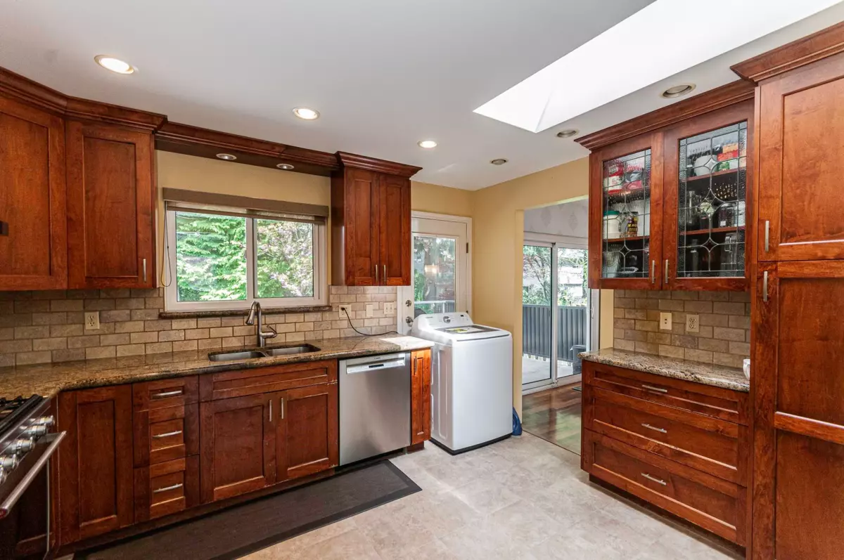 Dining Area Photo of 6675 Wade Road, Delta, BC