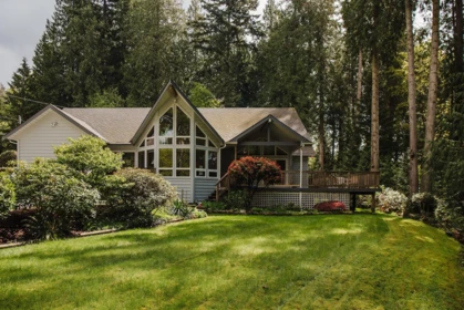 Garage Interior Photo of 1154 Flume Road, Roberts Creek, BC