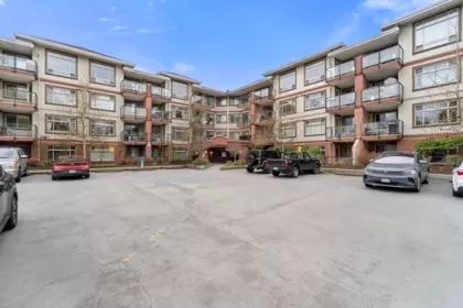 Outdoor Deck Photo of 118 2233 Mckenzie Road, Abbotsford, BC