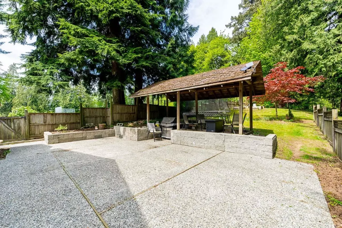 Family Room Photo of 1221 Rochester Avenue, Coquitlam, BC