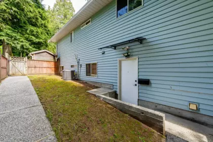 Breakfast Nook Photo of 1221 Rochester Avenue, Coquitlam, BC
