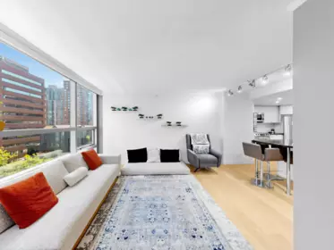 708 1050 Burrard Street, Vancouver, BC, Vancouver — Apartment/Condo for sale