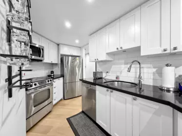 Kitchen Photo of 708 1050 Burrard Street, Vancouver, BC