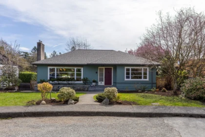 Outdoor Kitchen Photo of 106 College Court, New Westminster, BC
