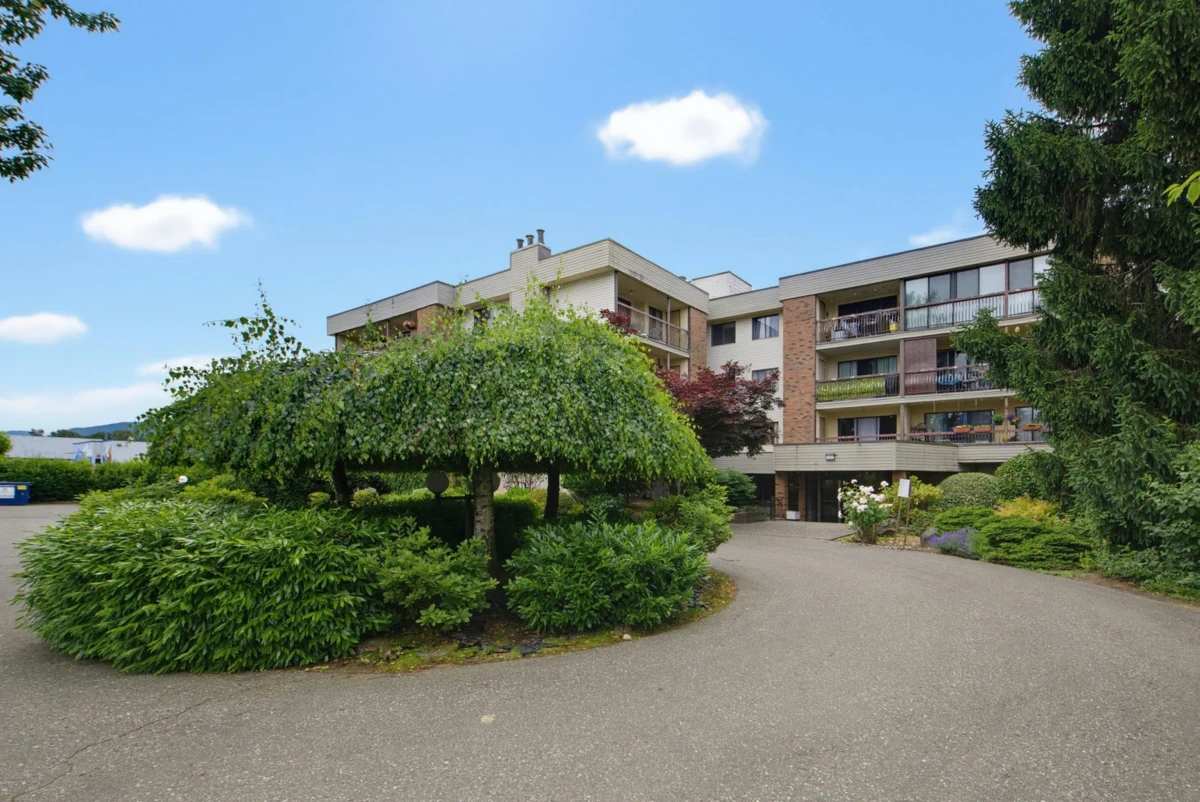 Exterior Rear Photo of 1115 45650 Mcintosh Drive, Chilliwack, BC