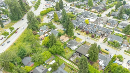 Fitness Center Photo Near 715 Roderick Avenue, Coquitlam, BC