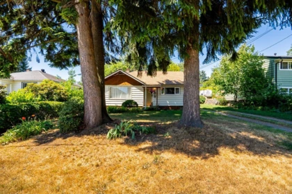Outdoor Deck Photo of 715 Roderick Avenue, Coquitlam, BC