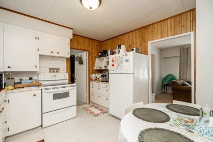 Primary Bedroom Photo of 715 Roderick Avenue, Coquitlam, BC