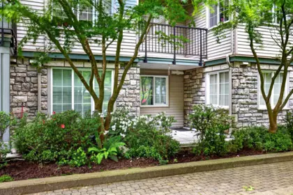 Staircase Photo of 105 14859 100 Avenue, Surrey, BC