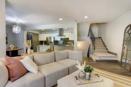 10532 Holly Park Lane, Surrey, BC, Surrey — Townhouse for sale