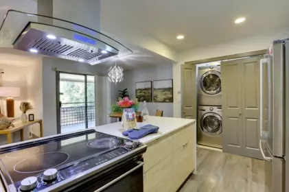 10532 Holly Park Lane, Surrey, BC, Surrey — Townhouse for sale