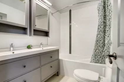 Powder Room Photo of 10532 Holly Park Lane, Surrey, BC
