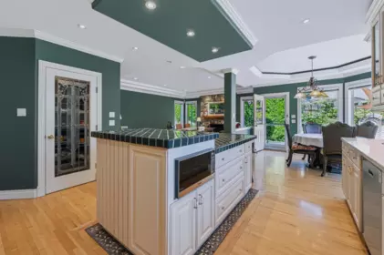 Basement Recreation Room Photo of 2248 136 Street, Surrey, BC