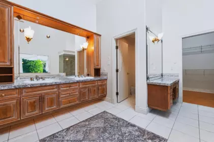 Swimming Pool Photo of 2248 136 Street, Surrey, BC