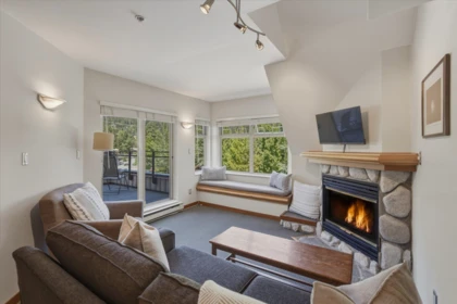 217 2050 Lake Placid Road, Whistler, BC, Whistler — Apartment/Condo for sale