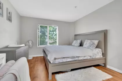 Powder Room Photo of 305 12125 75a Avenue, Surrey, BC