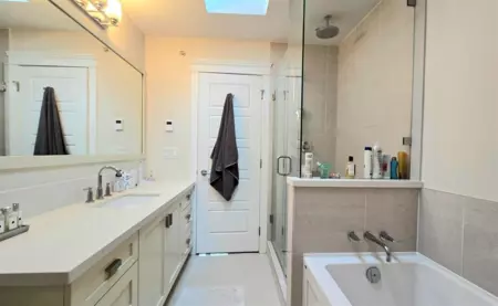 Walk-In Closet Photo of 5467 Dunbar Street, Vancouver, BC