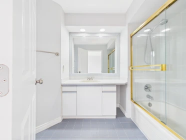 Hallway Photo of 7995 Berkley Street, Burnaby, BC