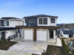 102 16702 16a Avenue, Surrey, BC