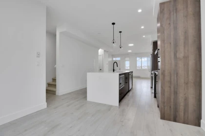 Walk-In Closet Photo of 12 789 Ota Avenue, New Westminster, BC