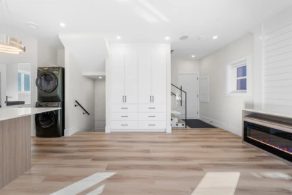 Kitchen Island Photo of 4318 Nanaimo Street, Vancouver, BC