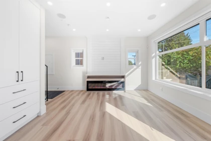 4318 Nanaimo Street, Vancouver, BC, Vancouver — Half Duplex for sale