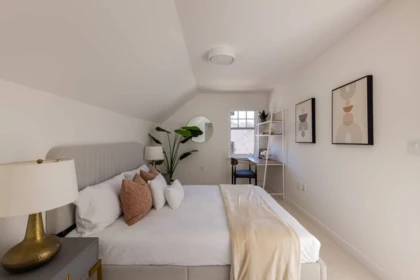 Primary Bedroom Photo of 604 Rochester Avenue, Coquitlam, BC