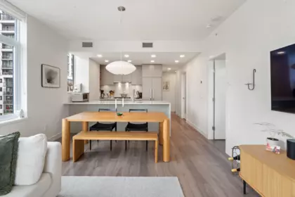 1507 4433 Alaska Street, Burnaby, BC, Burnaby — Apartment/Condo for sale