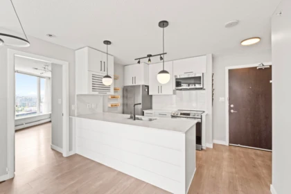 2202 689 Abbott Street, Vancouver, BC, Vancouver — Apartment/Condo for sale