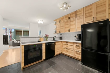 808 1177 Hornby Street, Vancouver, BC, Vancouver — Apartment/Condo for sale