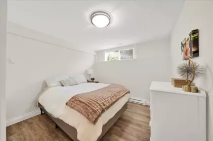 Basement Recreation Room Photo of 16063 8 Avenue, Surrey, BC