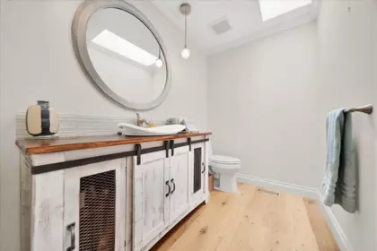 Laundry Room Photo of 16063 8 Avenue, Surrey, BC