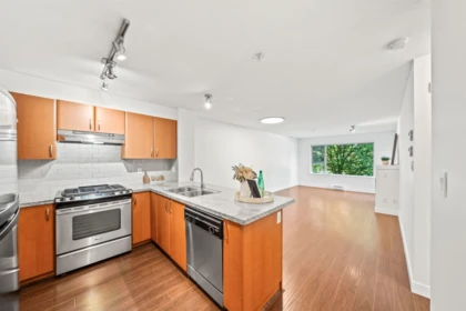 Breakfast Nook Photo of 216 4728 Dawson Street, Burnaby, BC