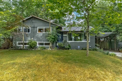 14073 Antrim Road, Surrey, BC, Surrey — Single Family Residence for sale