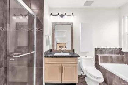 Entry Foyer Photo of 28 2600 Beaverbrook Crescent, Burnaby, BC