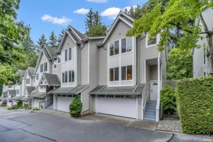 28 2600 Beaverbrook Crescent, Burnaby, BC, Burnaby — Townhouse for sale