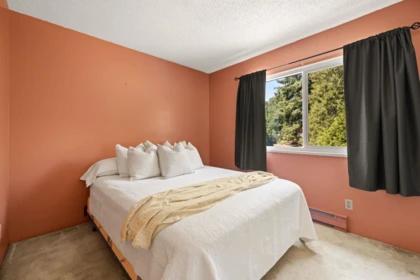 Hallway Photo of 87 6665 138 Street, Surrey, BC