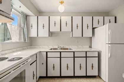 Kitchen Photo of 87 6665 138 Street, Surrey, BC