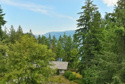5866D Turnstone Crescent, Sechelt, BC, Sechelt — Single Family Residence for sale