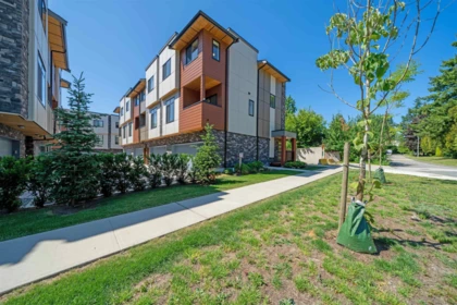 8 15950 Alder Place, Surrey, BC, Surrey — Townhouse for sale