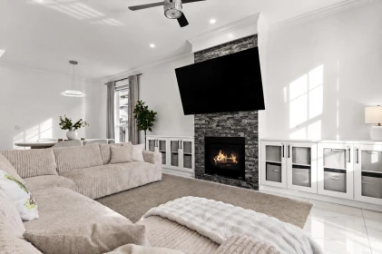 Basement Recreation Room Photo of 18080 67 Avenue, Surrey, BC