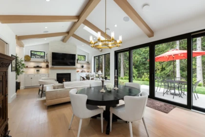 Garden / Landscaping Photo of 4597 Woodgreen Drive, West Vancouver, BC