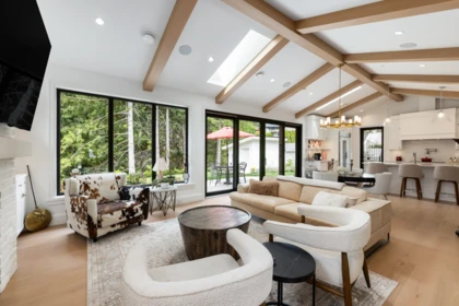 Hot Tub / Spa Photo of 4597 Woodgreen Drive, West Vancouver, BC