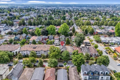 546 E 44th Avenue, Vancouver, BC, Vancouver — Half Duplex for sale