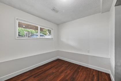 Entry Foyer Photo of 2068 Ridgeway Street, Abbotsford, BC