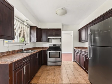 Kitchen Island Photo of 2068 Ridgeway Street, Abbotsford, BC