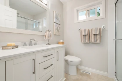 Hallway Photo of 80 6001 Promontory Road, Chilliwack, BC