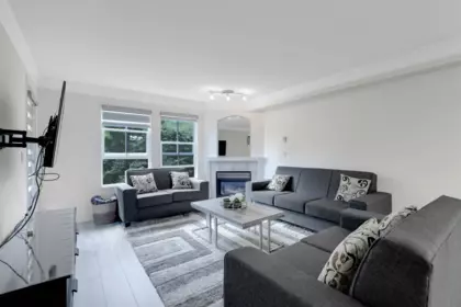 Garden / Landscaping Photo of 207 6385 121 Street, Surrey, BC