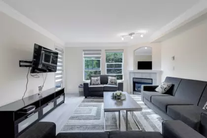 Office / Den Photo of 207 6385 121 Street, Surrey, BC